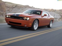  - Dodge Challenger SRT8