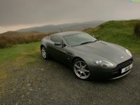  - Aston Martin Vantage V8